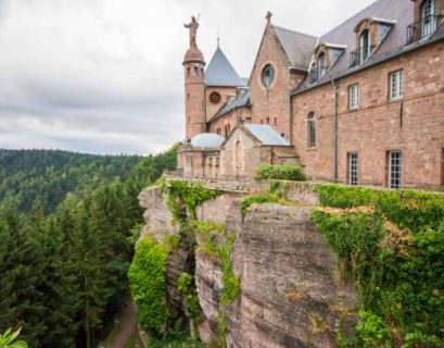 Mont Sainte-Odile et chateau de Hohenbourg en Alsace, Grand Est, France